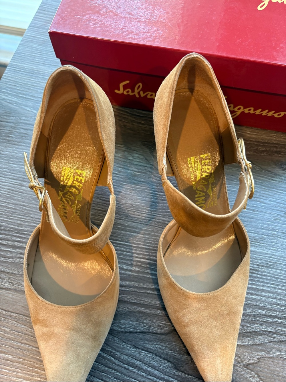 Salvatore Ferragamo Brigida 7cm Camel Suede Bow Ankle Strap Pumps Heels Sz 8.5B - Picture 11 of 15